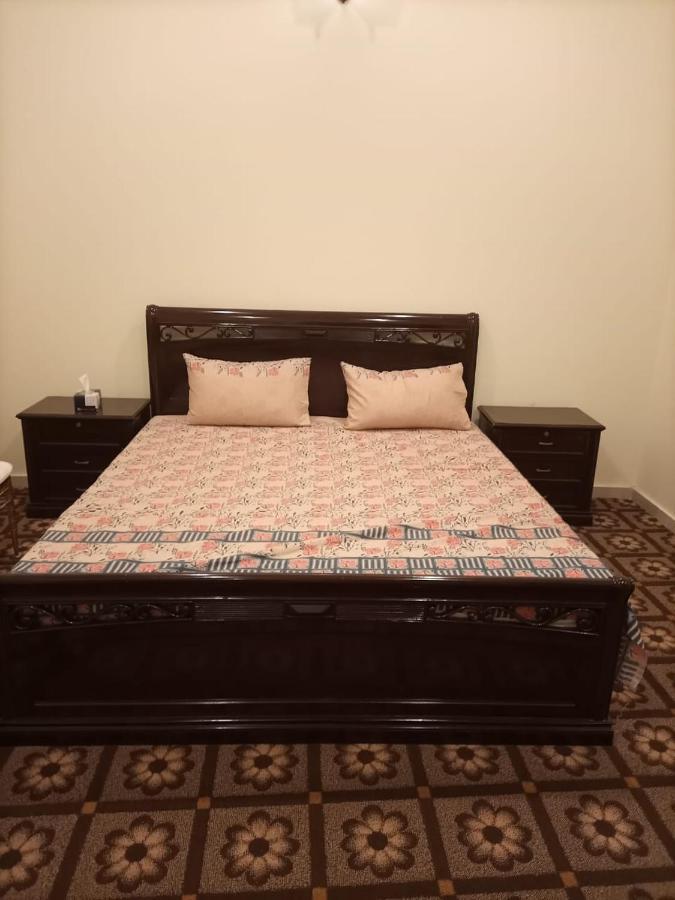 Shahi Palace Hotel Chichawatni Extérieur photo